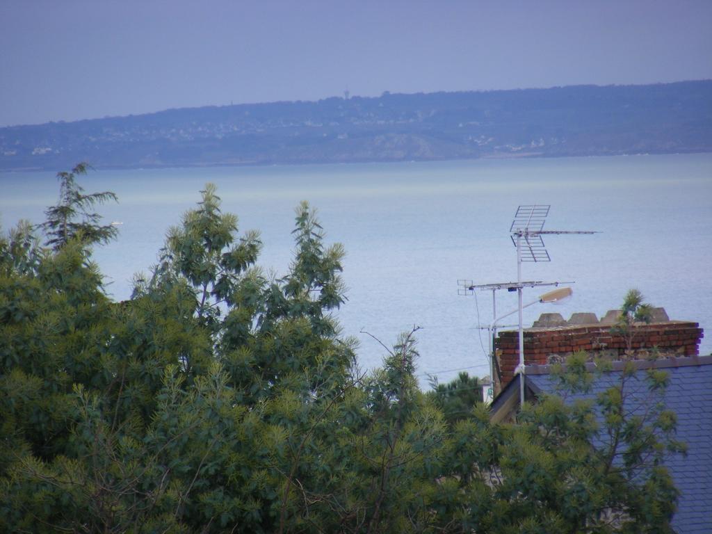 Отель Le Clos Laurentais Плерен Номер фото